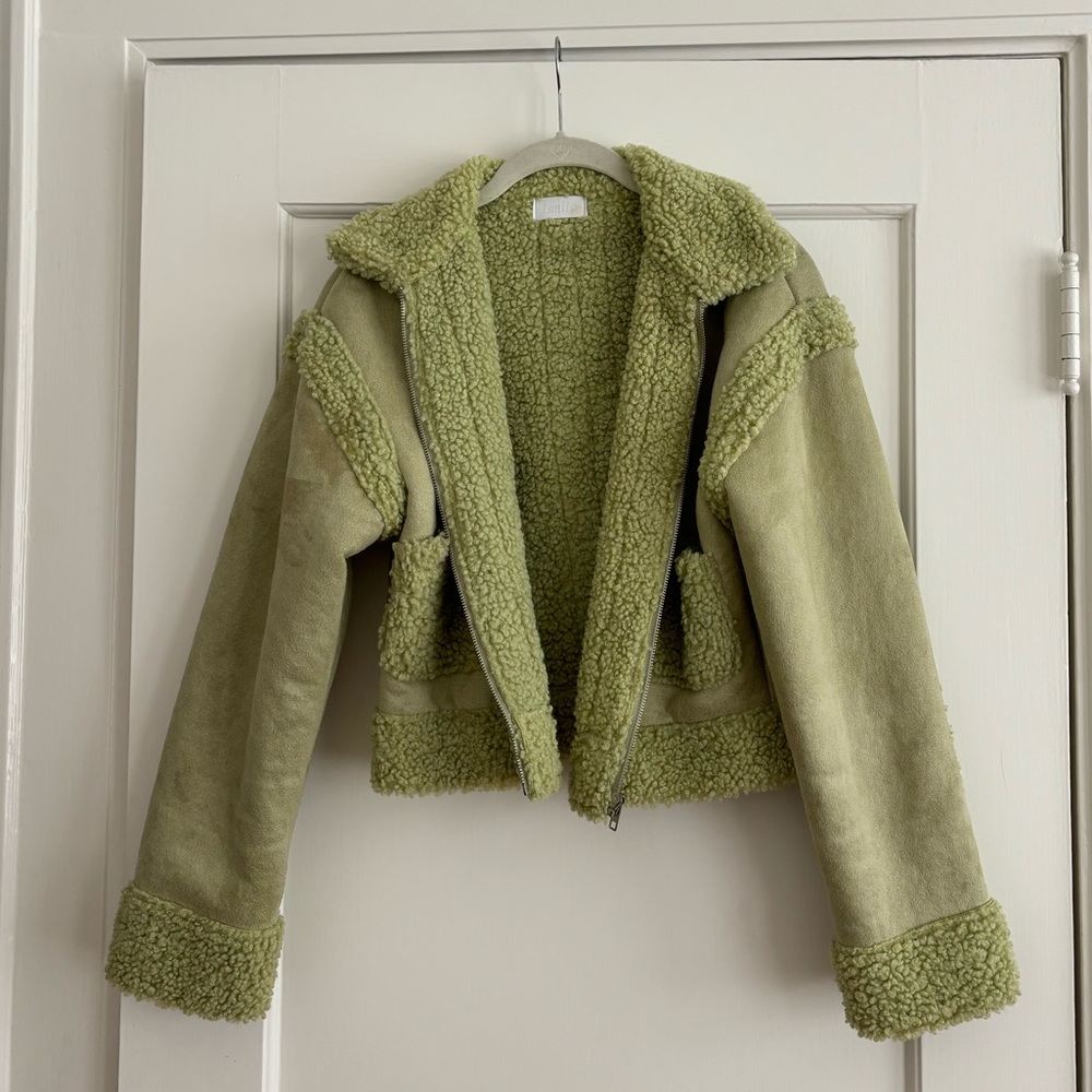 Isalis (SF Boutique) Green/Matcha colored Faux Fur Jacket 💚